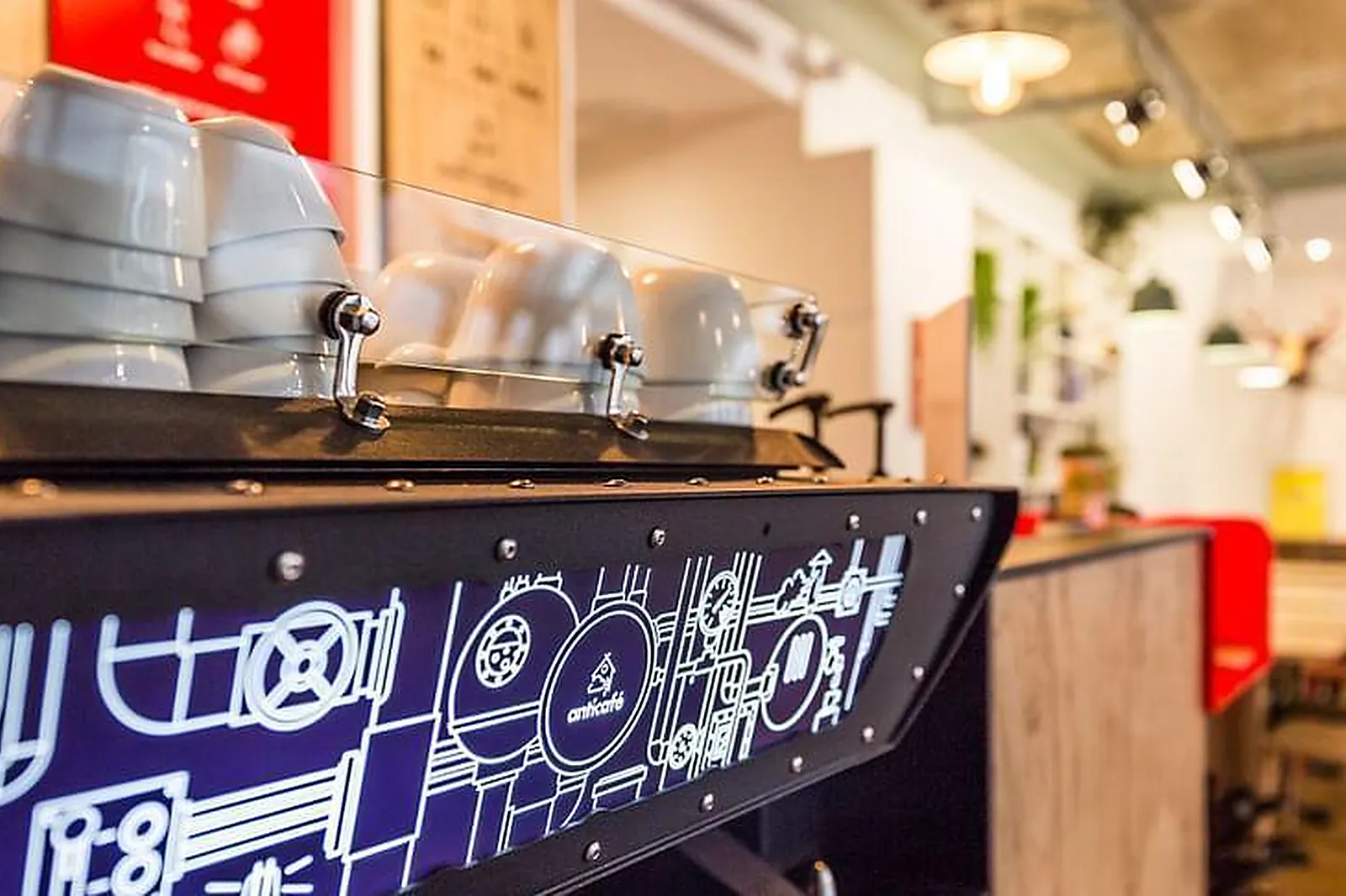 Lieux événementiels, JENNY SMALL