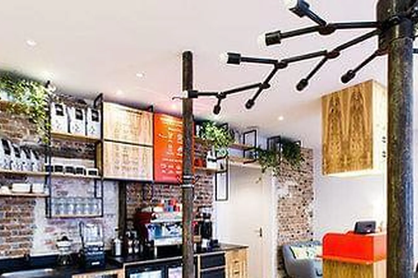 Lieux événementiels, AFTERPLACE RÉPUBLIQUE