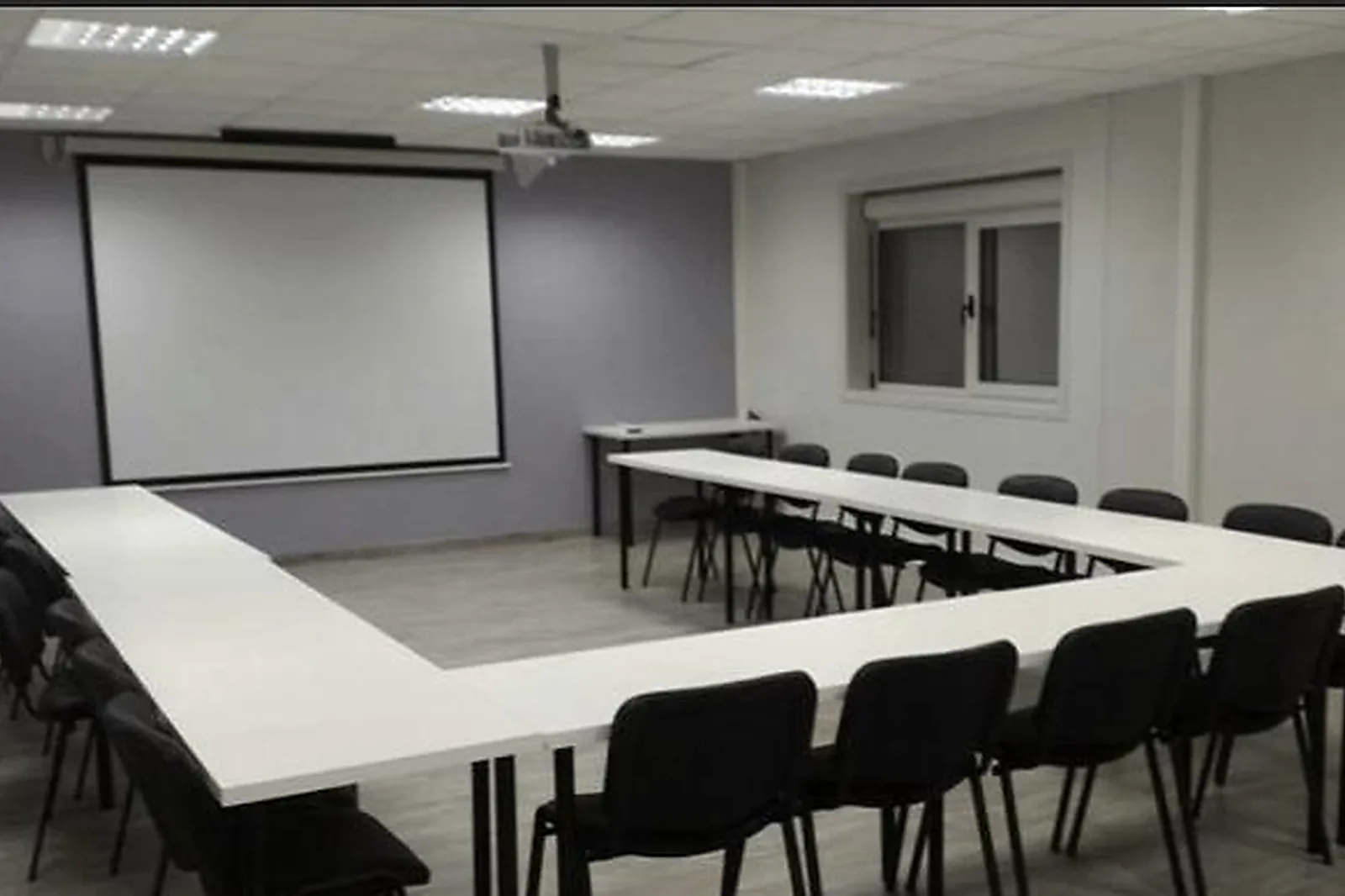 Lieux événementiels, AGENCE NOVA FORMATION GALLARGUES-LE-MONTUEUX