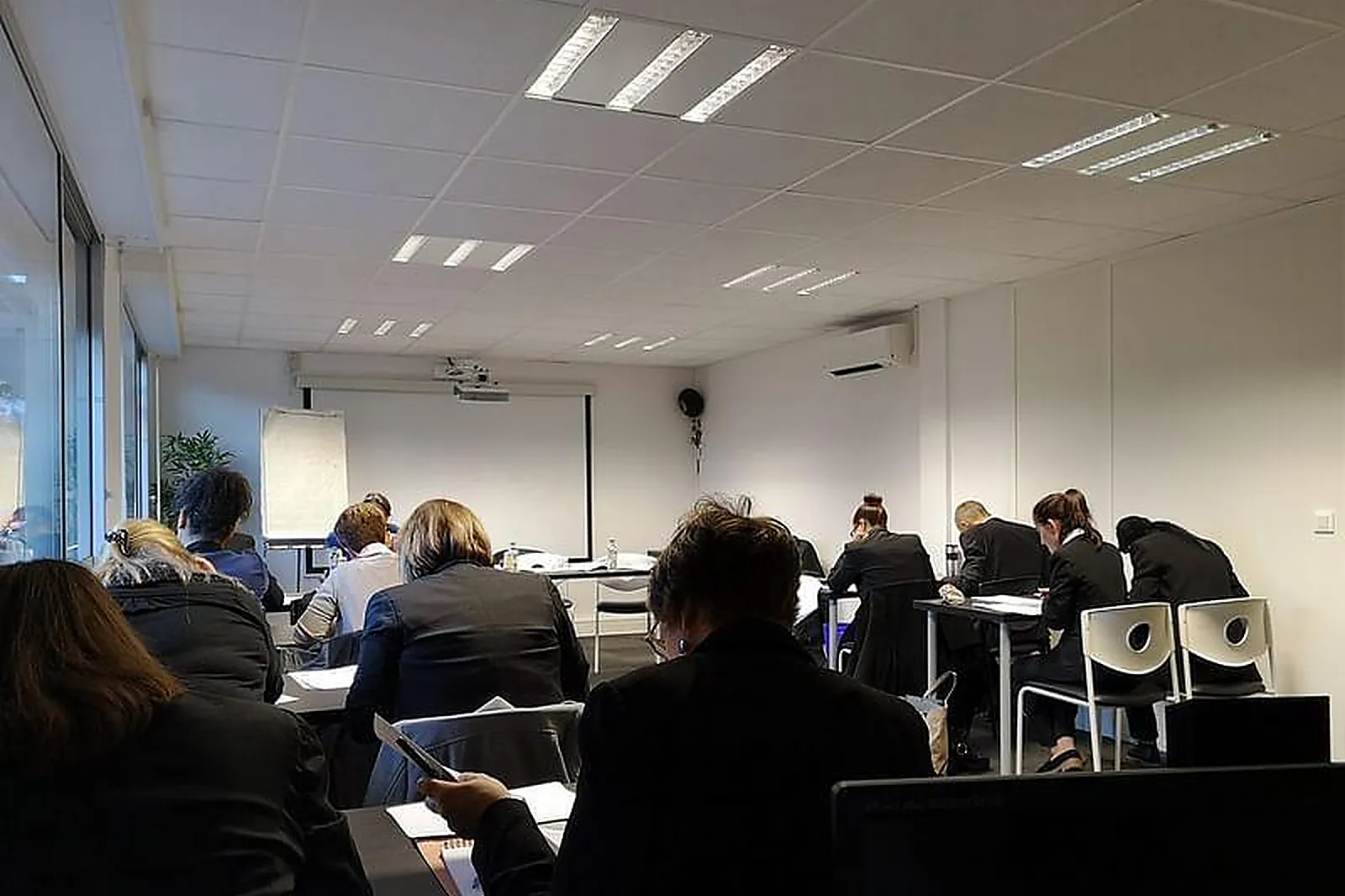 Lieux événementiels, AGENCE NOVA FORMATION MÉRIGNAC