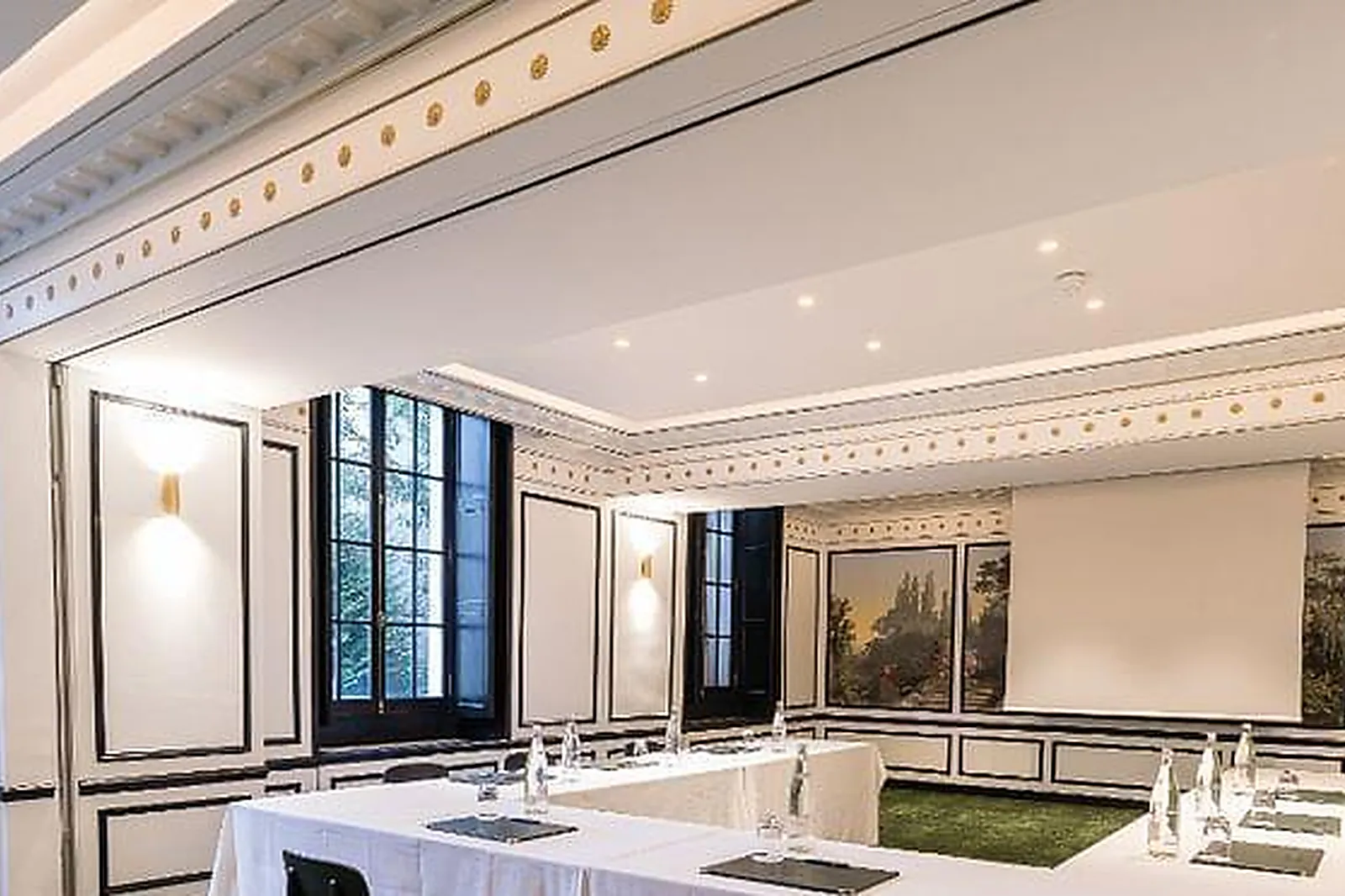 Lieux événementiels, AIGLE NOIR FONTAINEBLEAU - MGALLERY