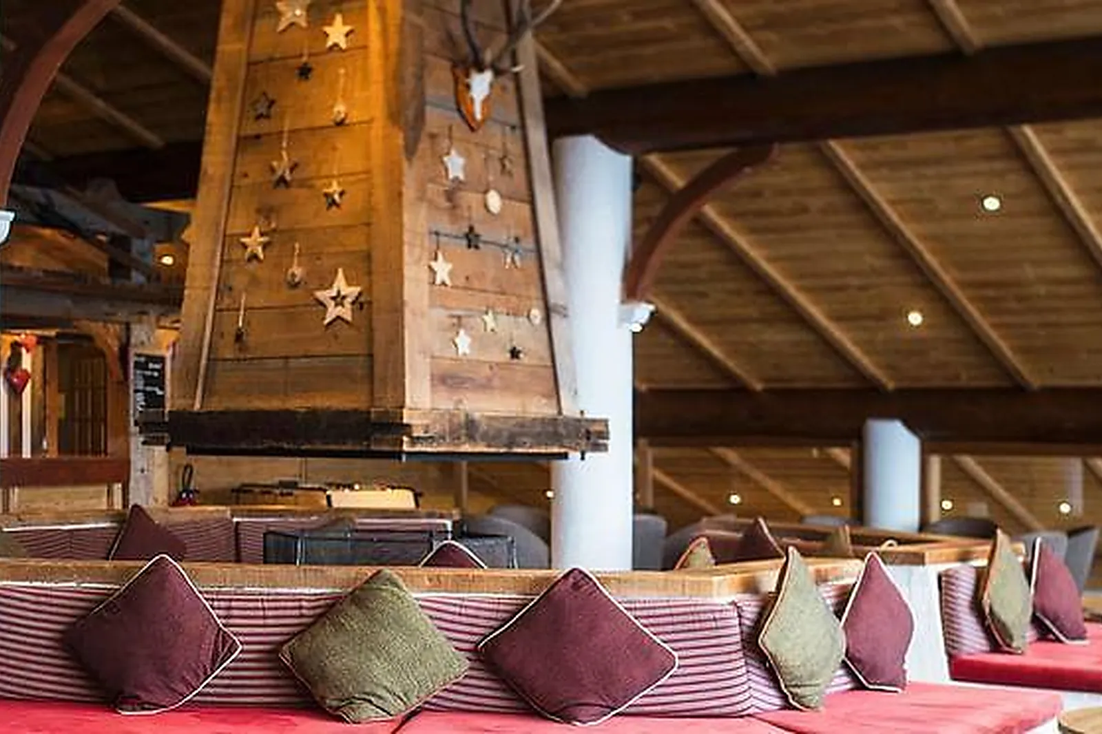 Lieux événementiels, L'APPARTEMENT KZN