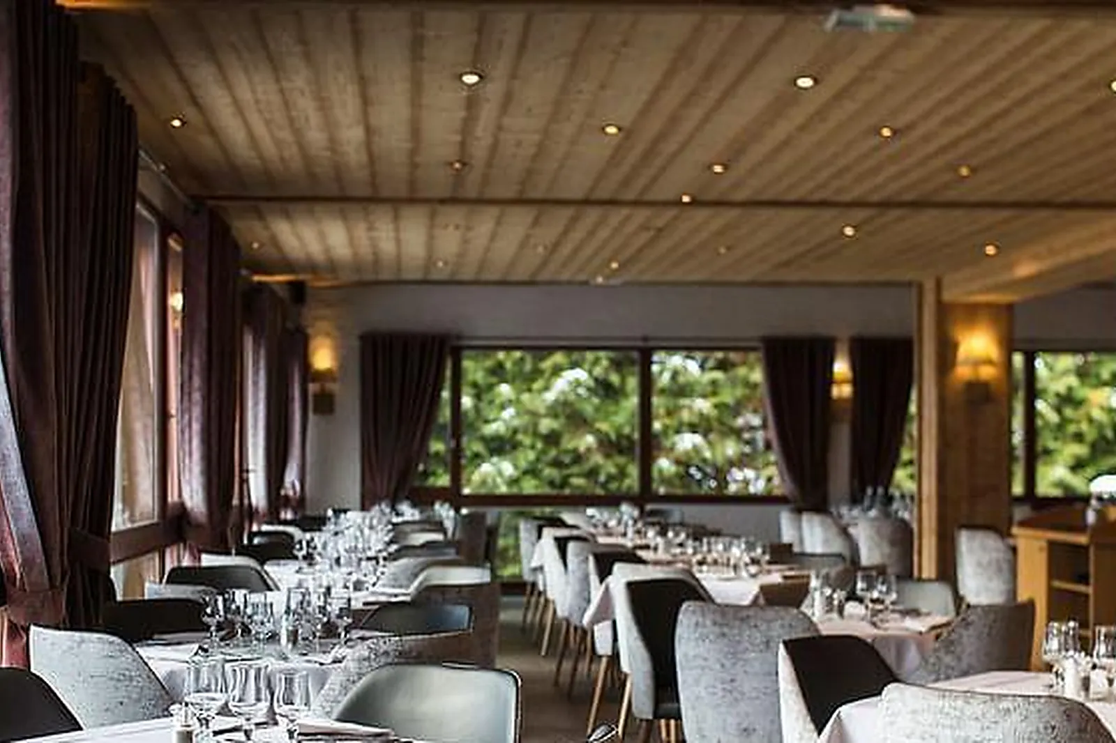 Lieux événementiels, L'APPARTEMENT KZN