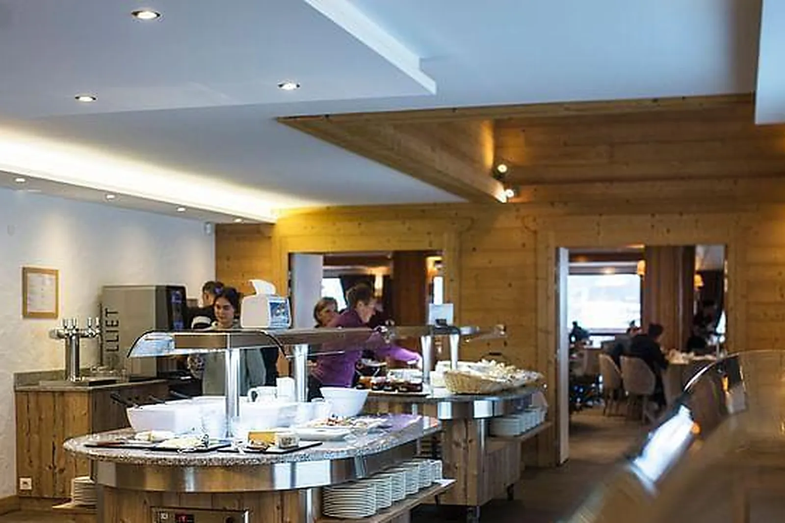 Lieux événementiels, L'APPARTEMENT KZN