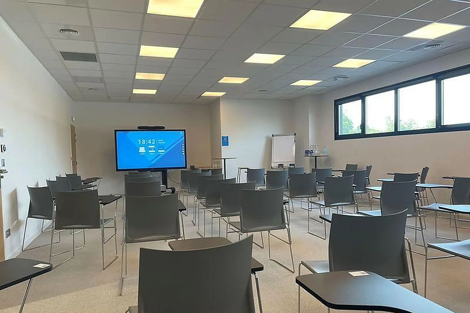 Lieux événementiels, COWORKING BY WEELODGE