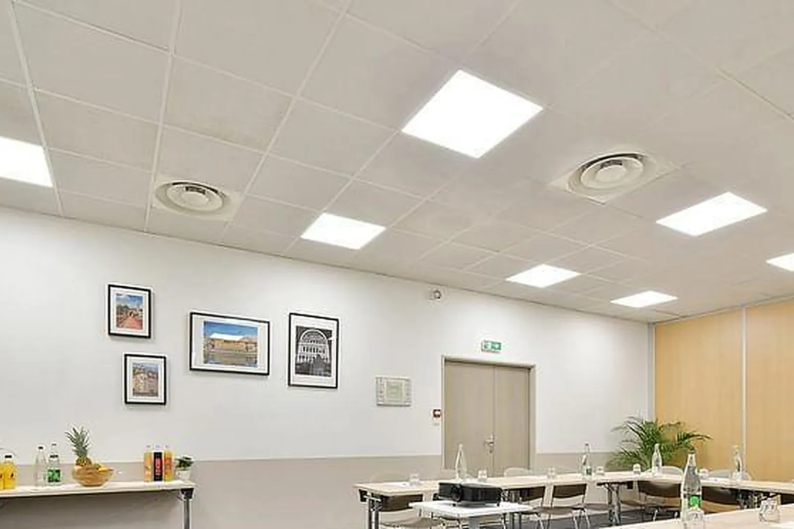 Lieux événementiels, SHERLOCK BAR