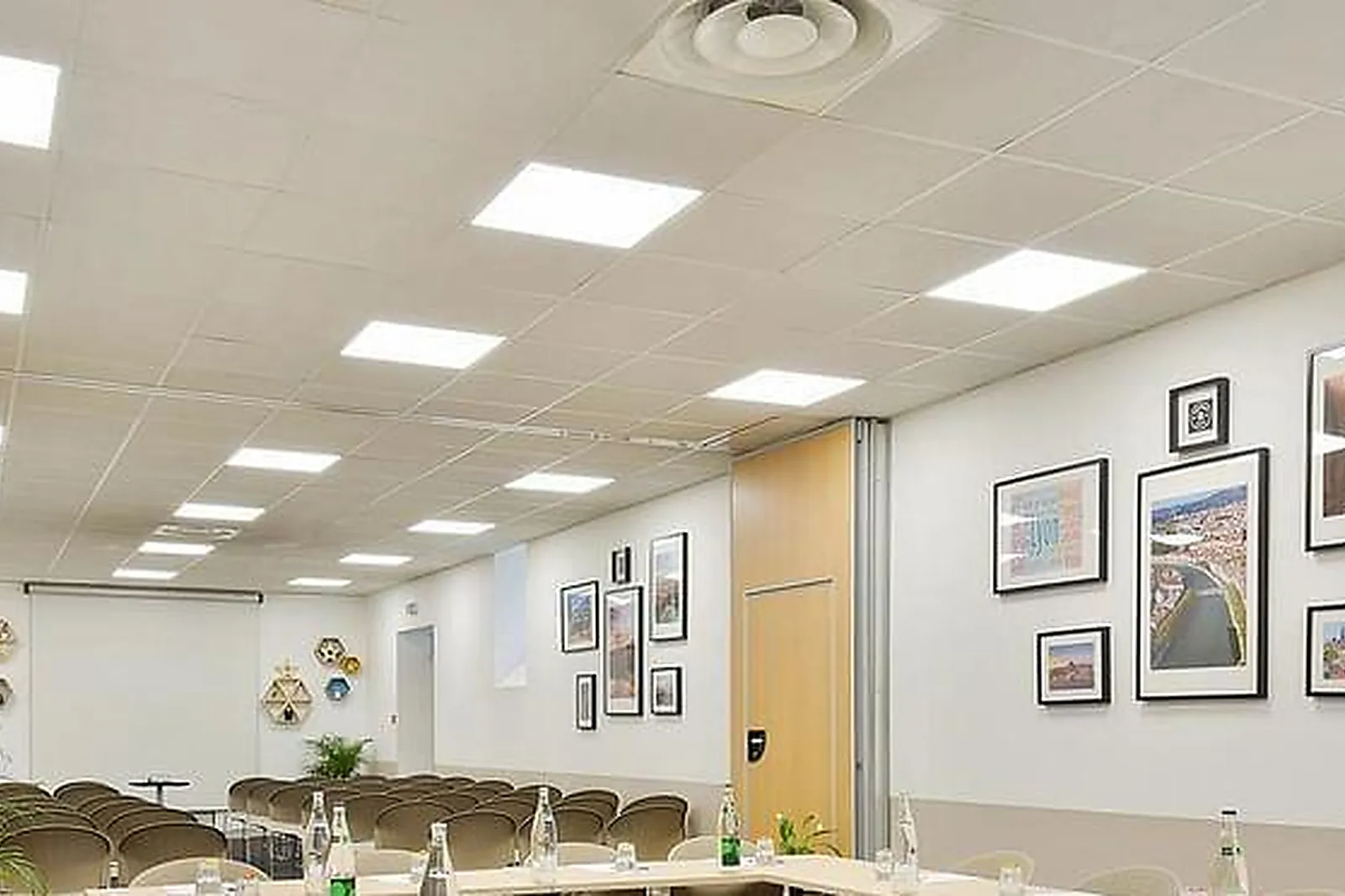 Lieux événementiels, SHERLOCK BAR