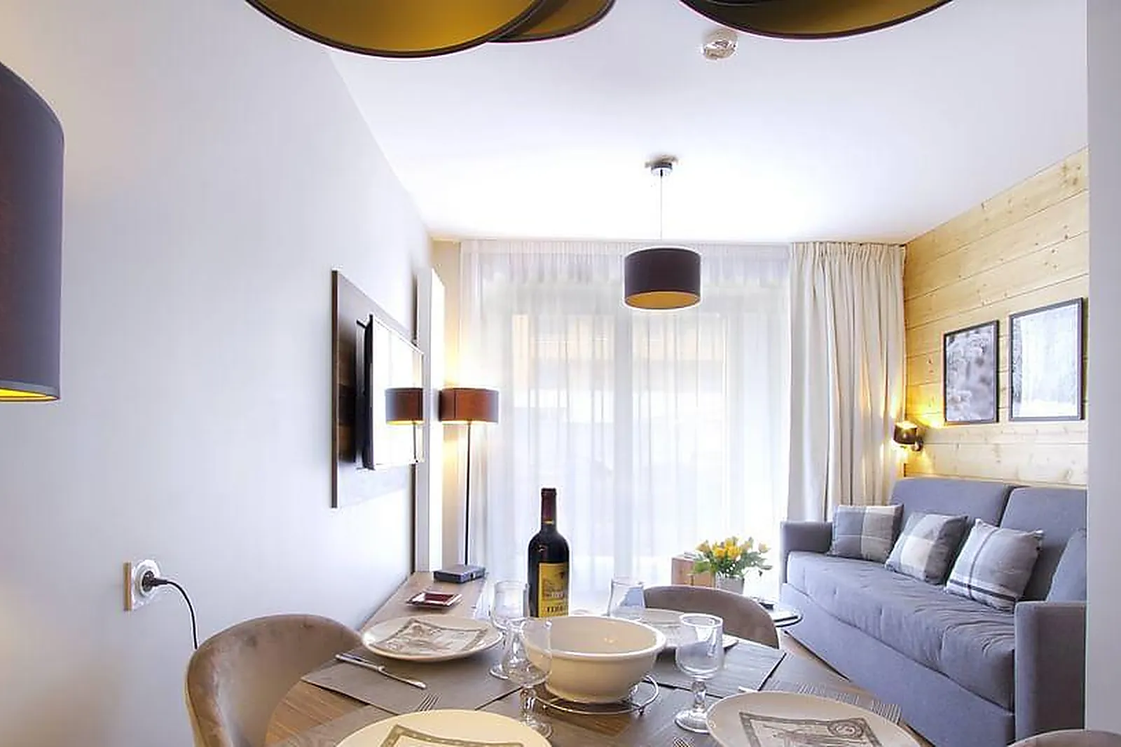 Lieux événementiels, CHÂTEAU DE LA ROZELLE - HÔTEL ****