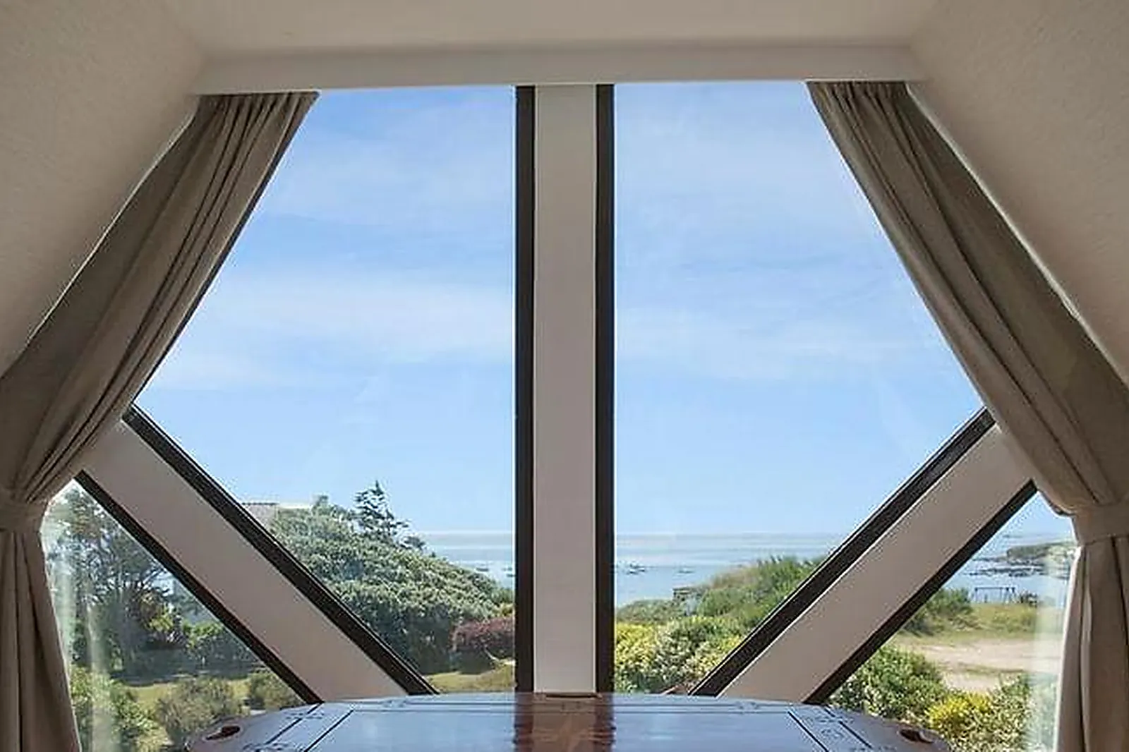 Lieux événementiels, AR MEN DU***