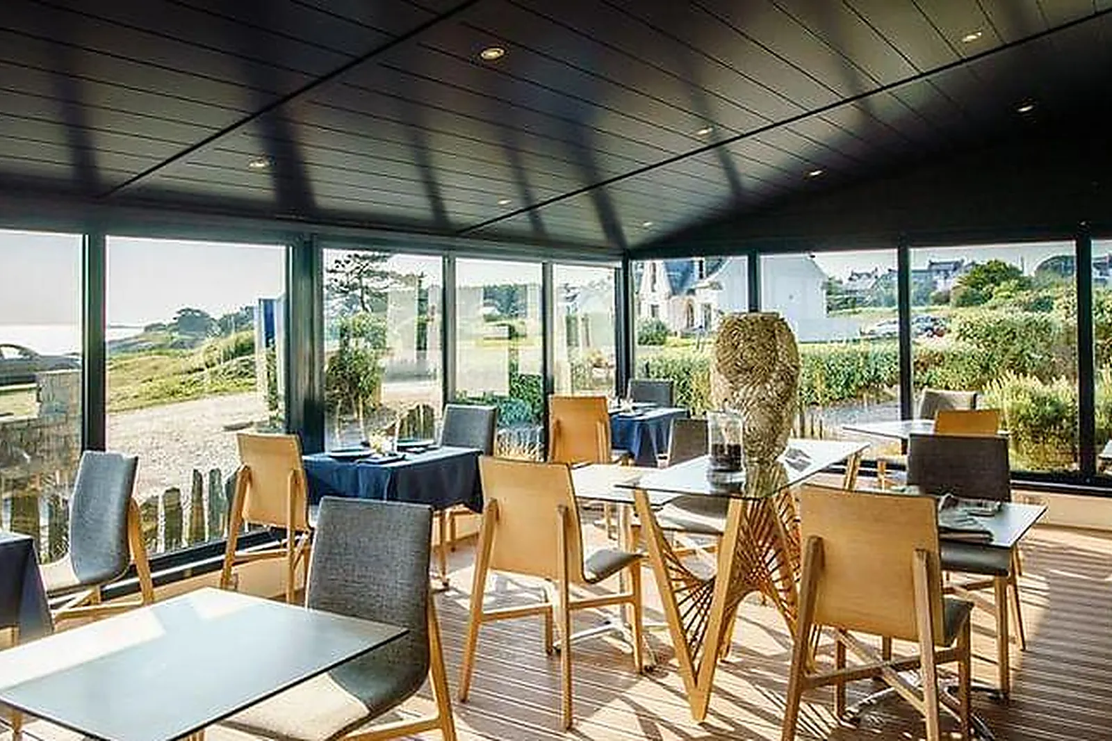 Lieux événementiels, AR MEN DU***