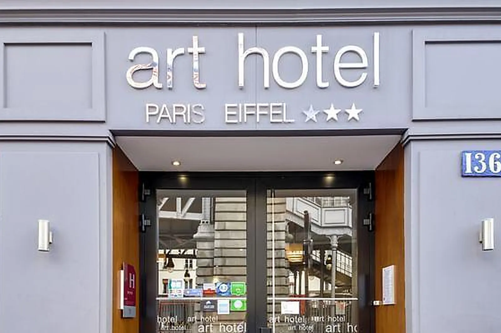 Lieux événementiels, ART HÔTEL EIFFEL ***