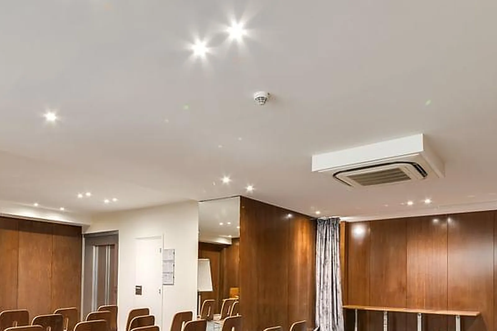 Lieux événementiels, ART HÔTEL EIFFEL ***