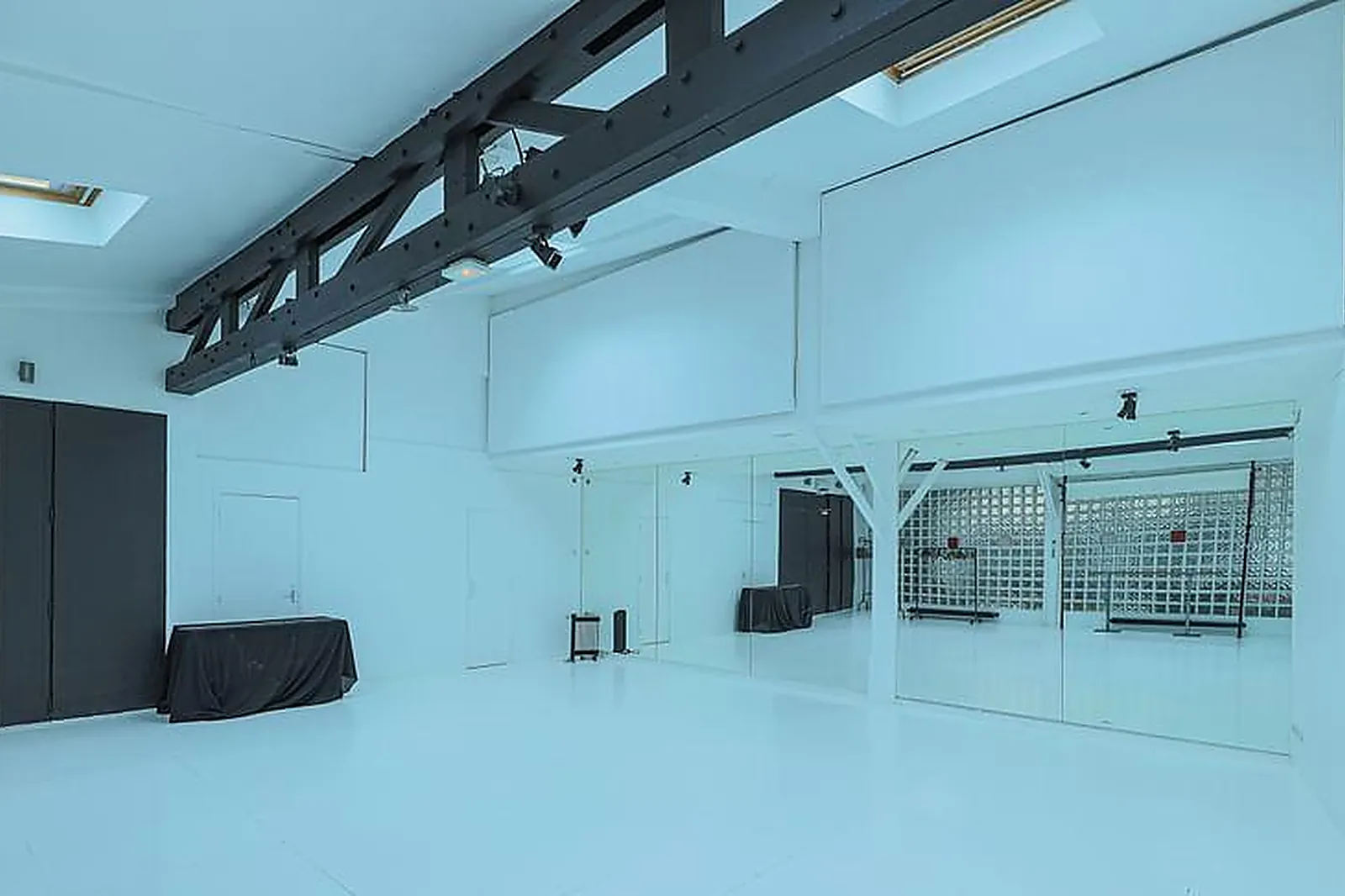 Lieux événementiels, SERVCORP