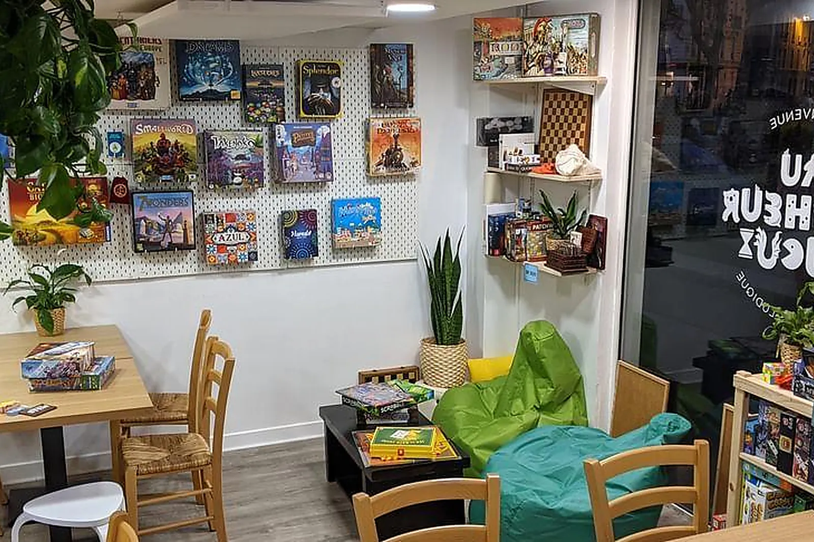 Lieux événementiels, AU BONHEUR DES JEUX