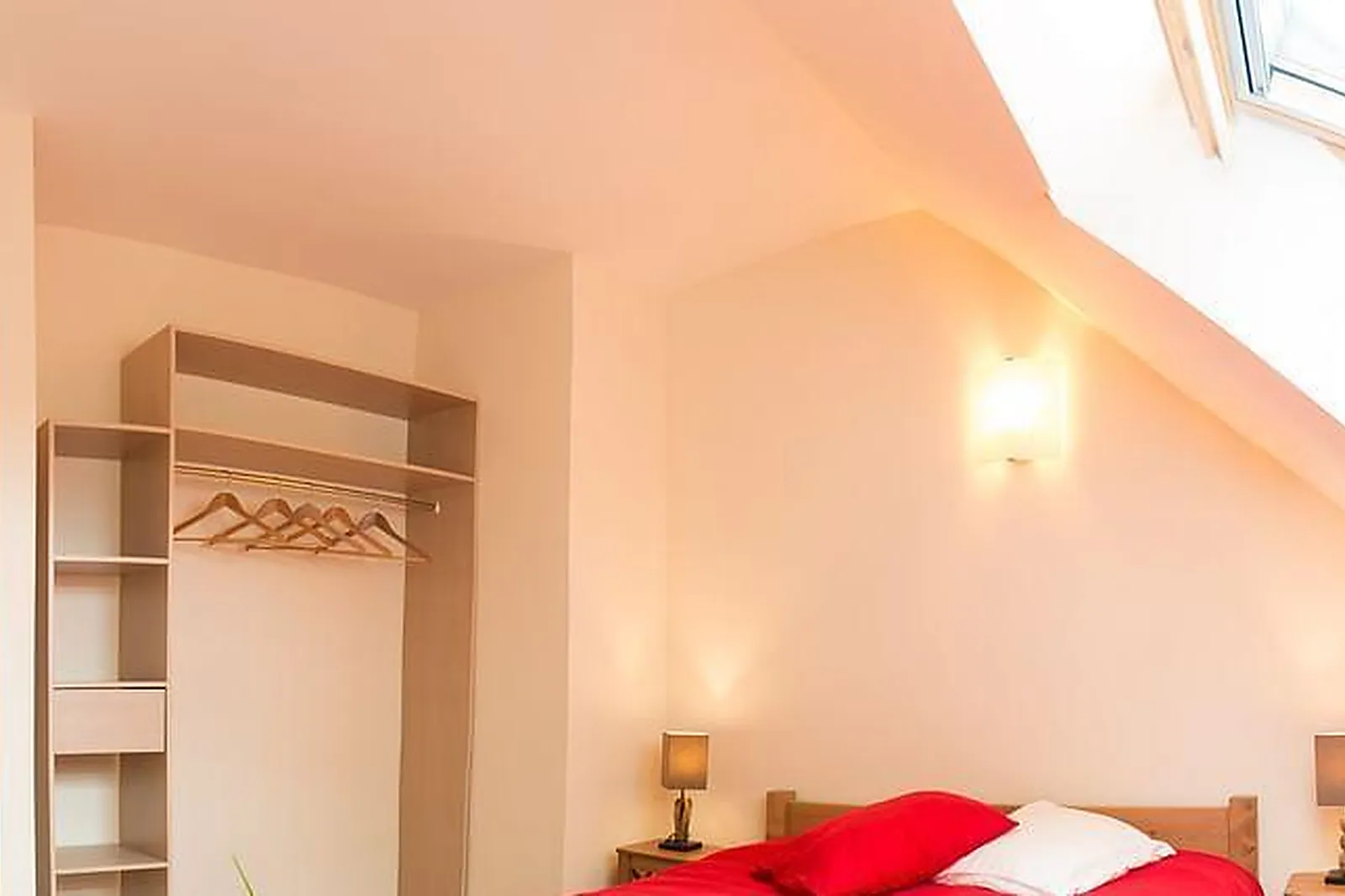 Lieux événementiels, AU BONHEUR DES RETROUVAILLES