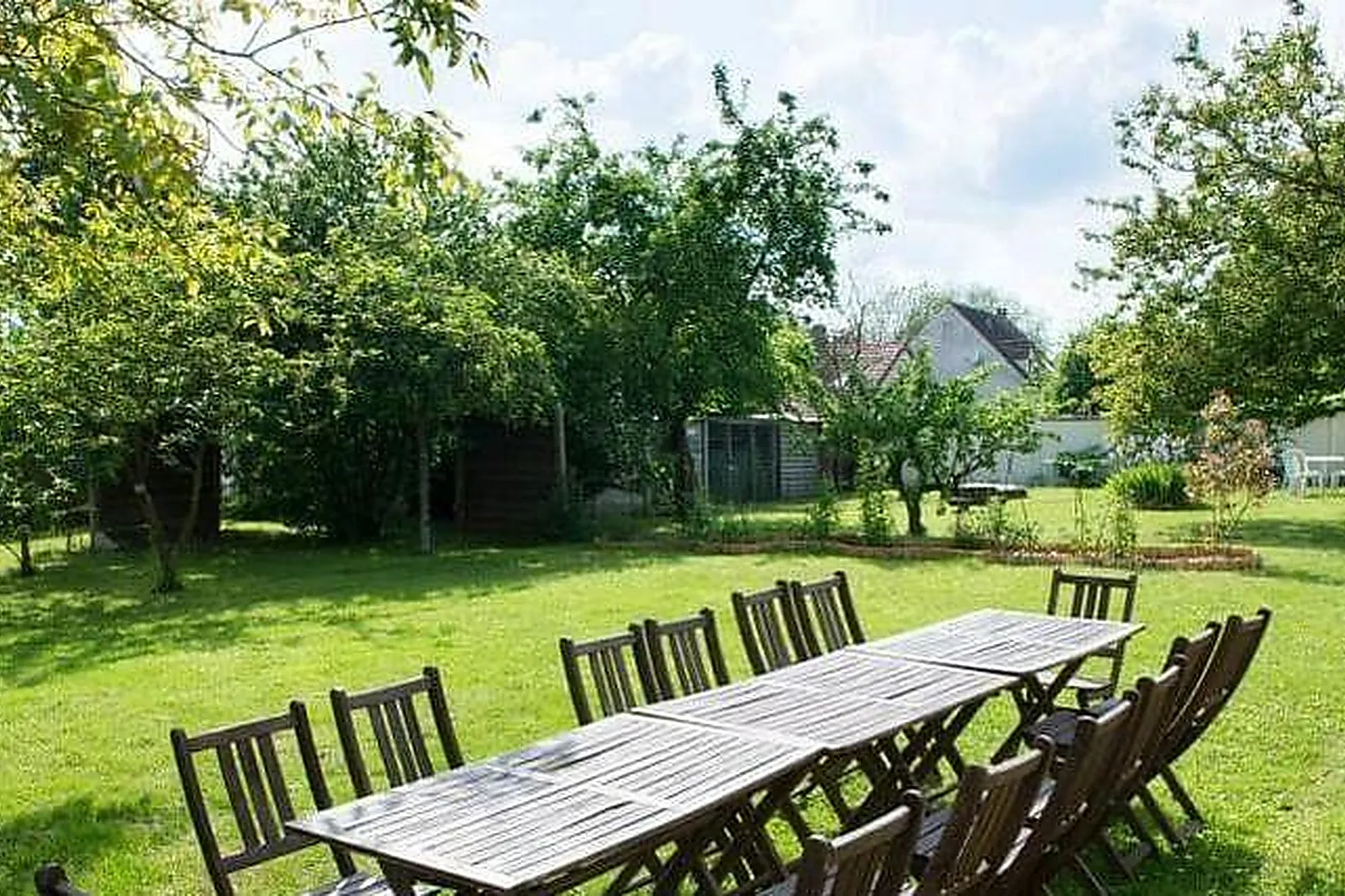 Lieux événementiels, AU BONHEUR DES RETROUVAILLES