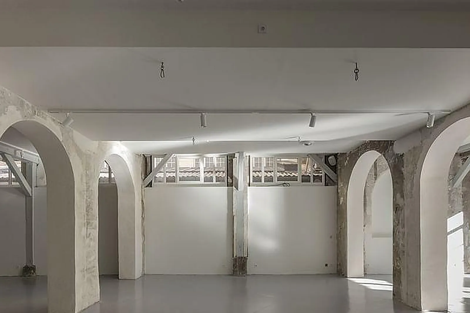 Lieux événementiels, AU ROI