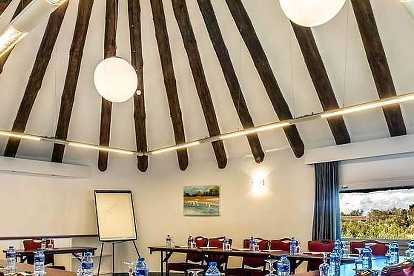 Lieux événementiels, AUBERGE CAVALIÈRE DU PONT DES BANNES ****