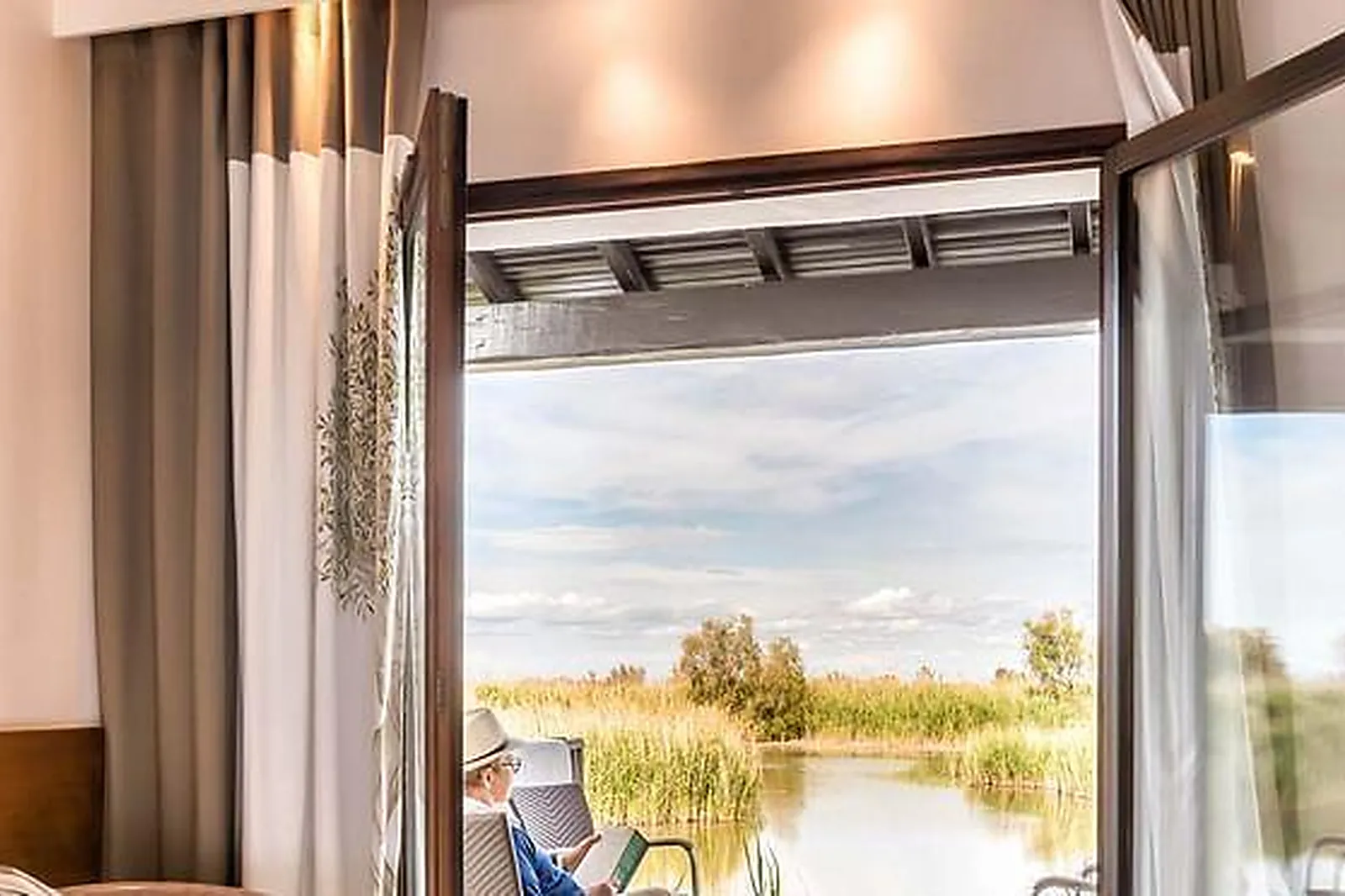 Lieux événementiels, AUBERGE CAVALIÈRE DU PONT DES BANNES ****