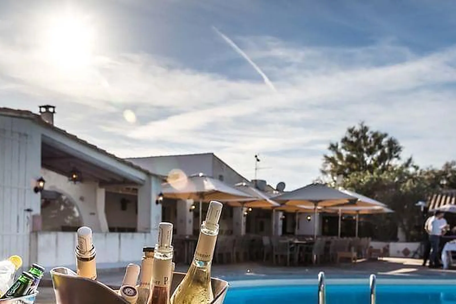 Lieux événementiels, AUBERGE CAVALIÈRE DU PONT DES BANNES ****