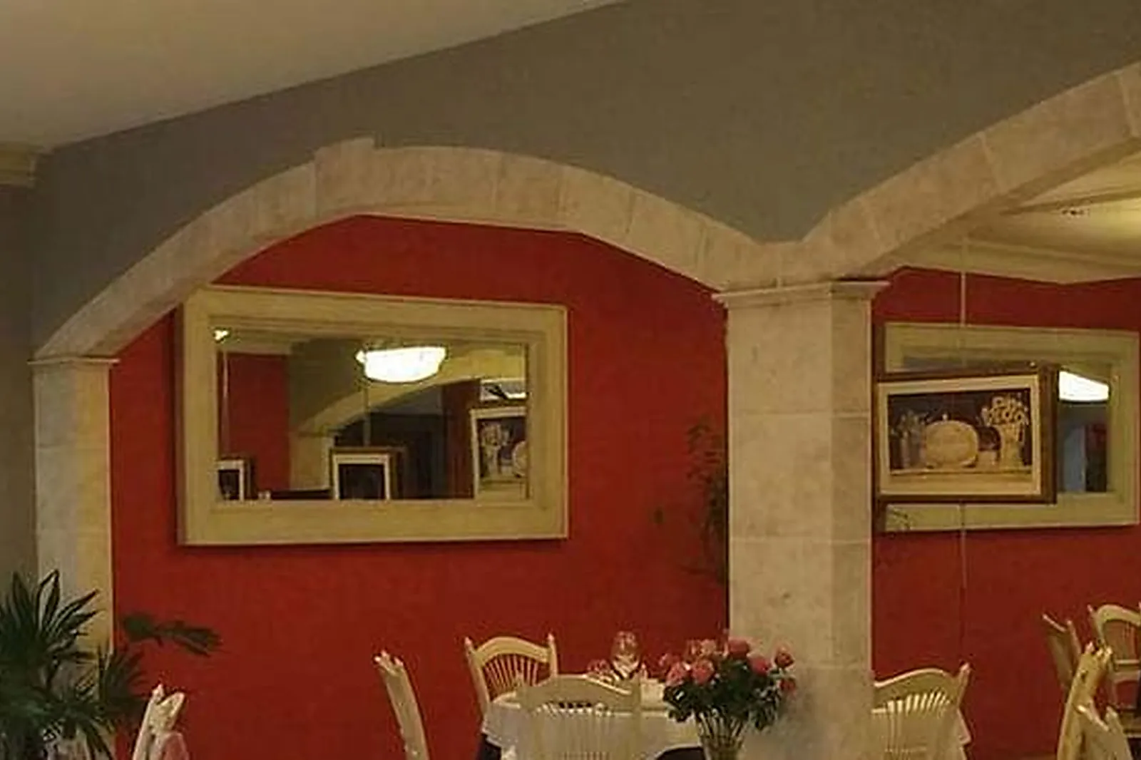 Lieux événementiels, AUBERGE DU LAC ****