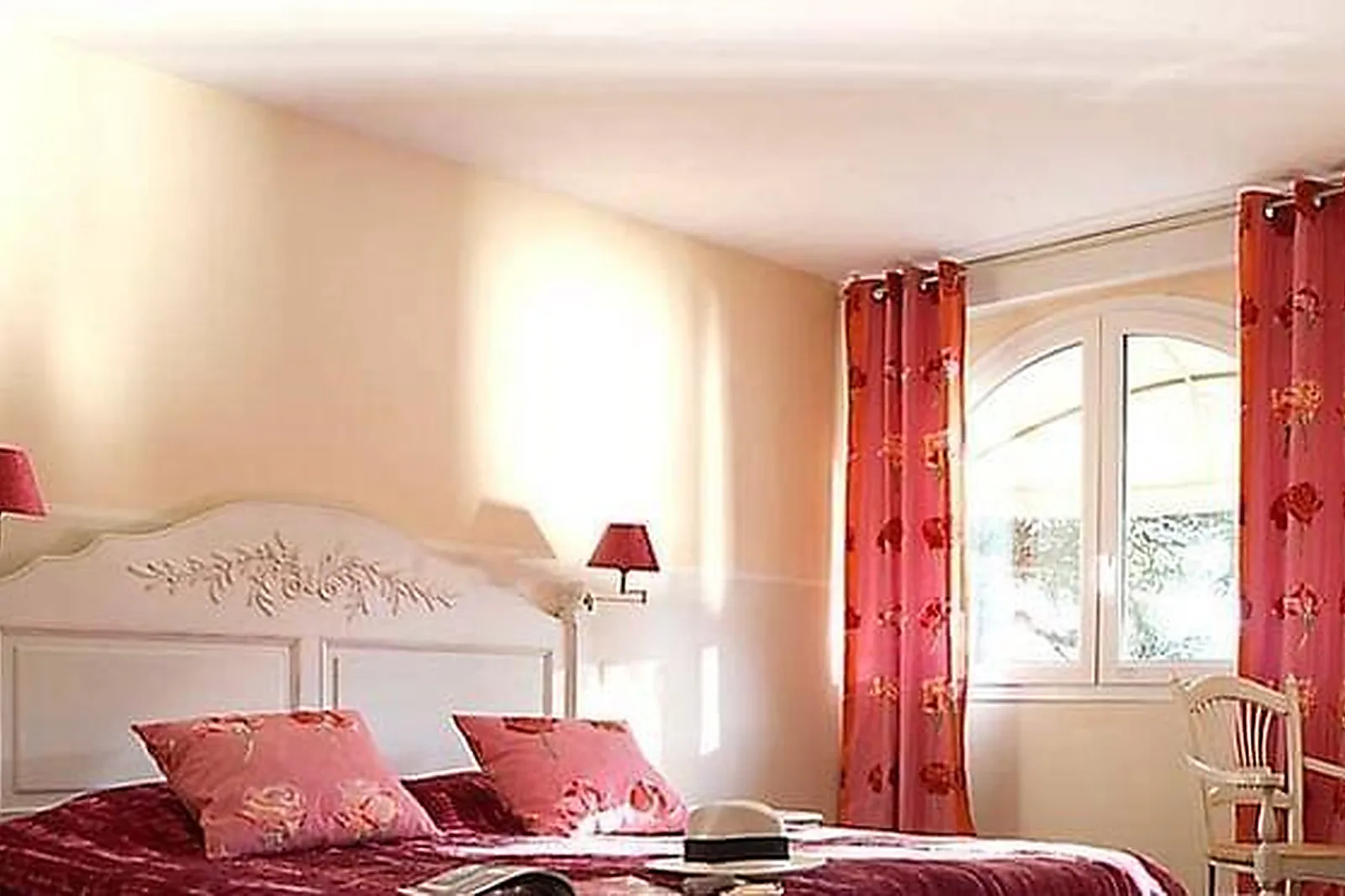 Lieux événementiels, AUBERGE DU LAC ****