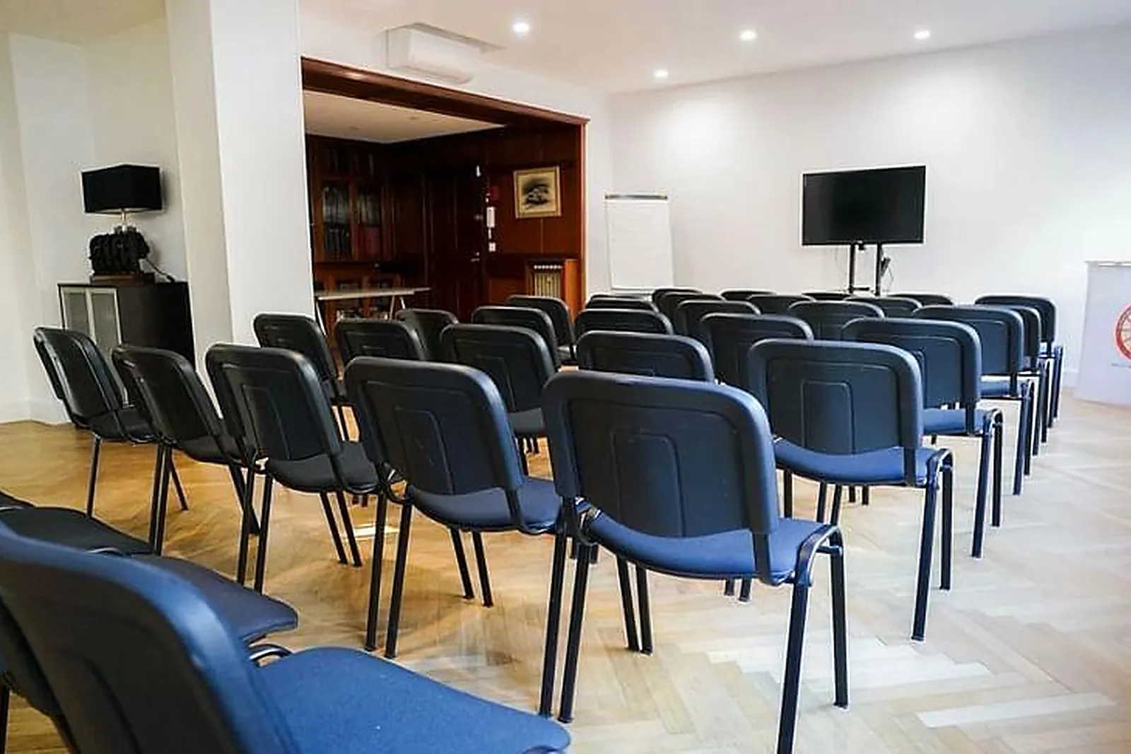 Lieux événementiels, LEO L'ENTREPRISE OUVERTE