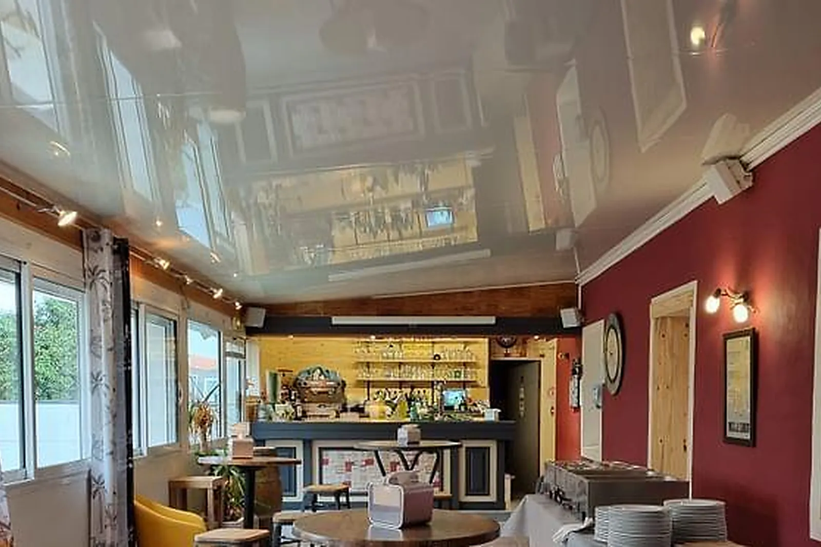 Lieux événementiels, AUX ROCHERS DE L'OCÉAN