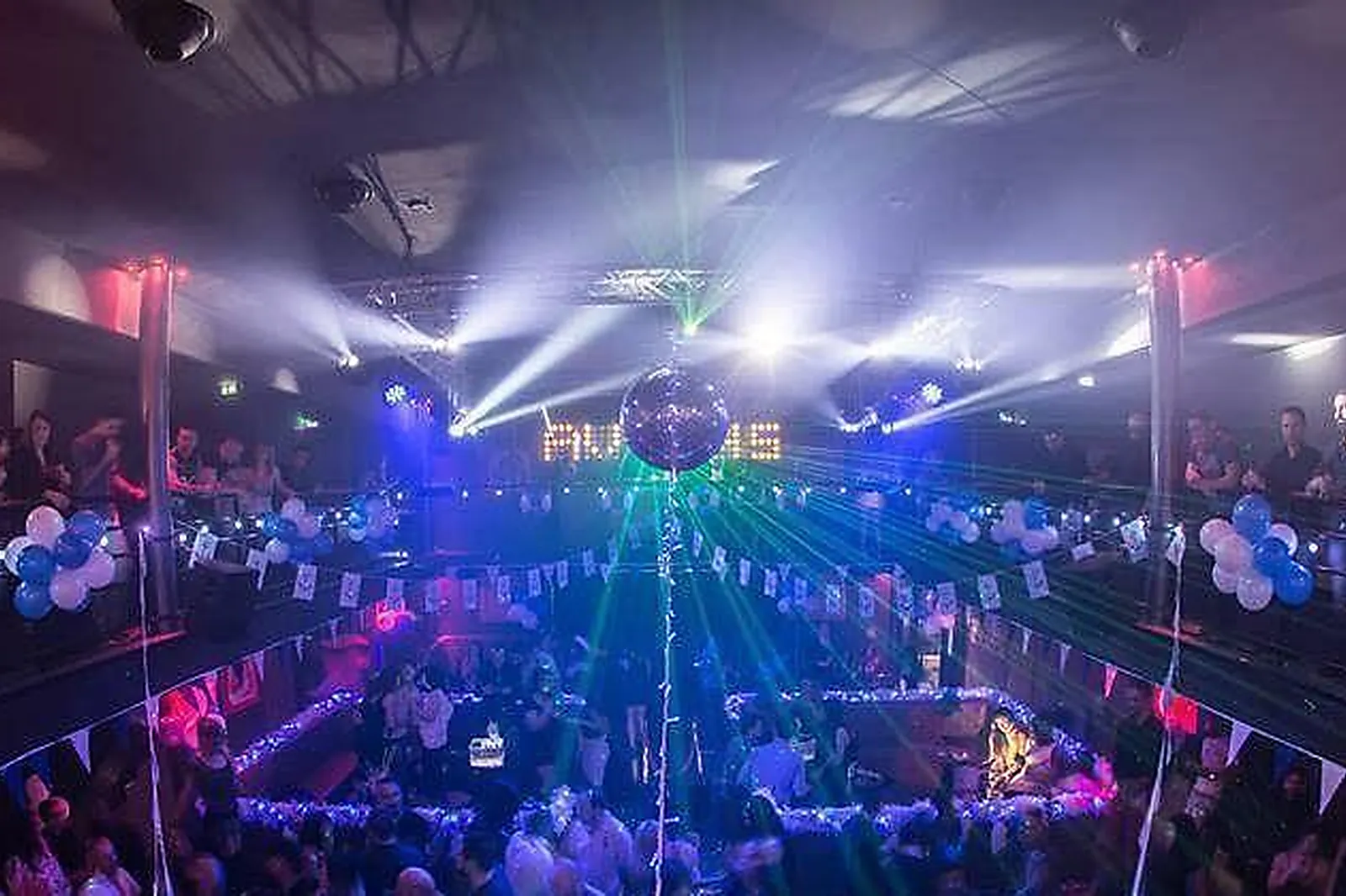 Lieux événementiels, AVENUE 45