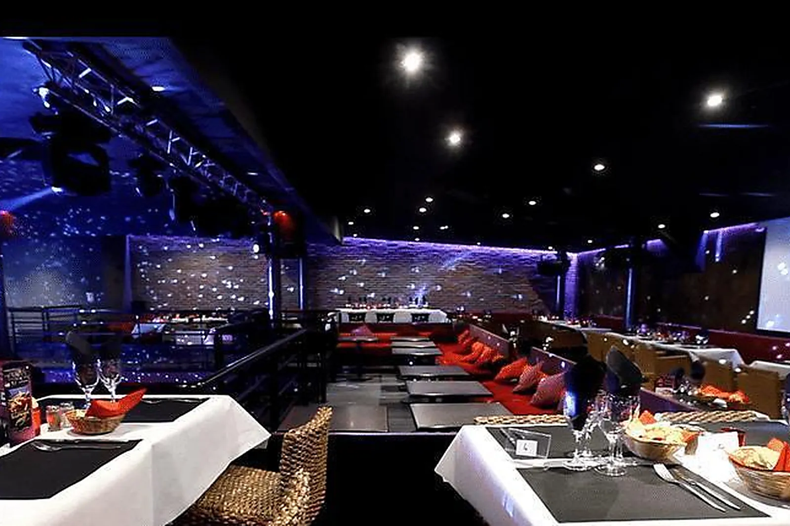 Lieux événementiels, AVENUE 45