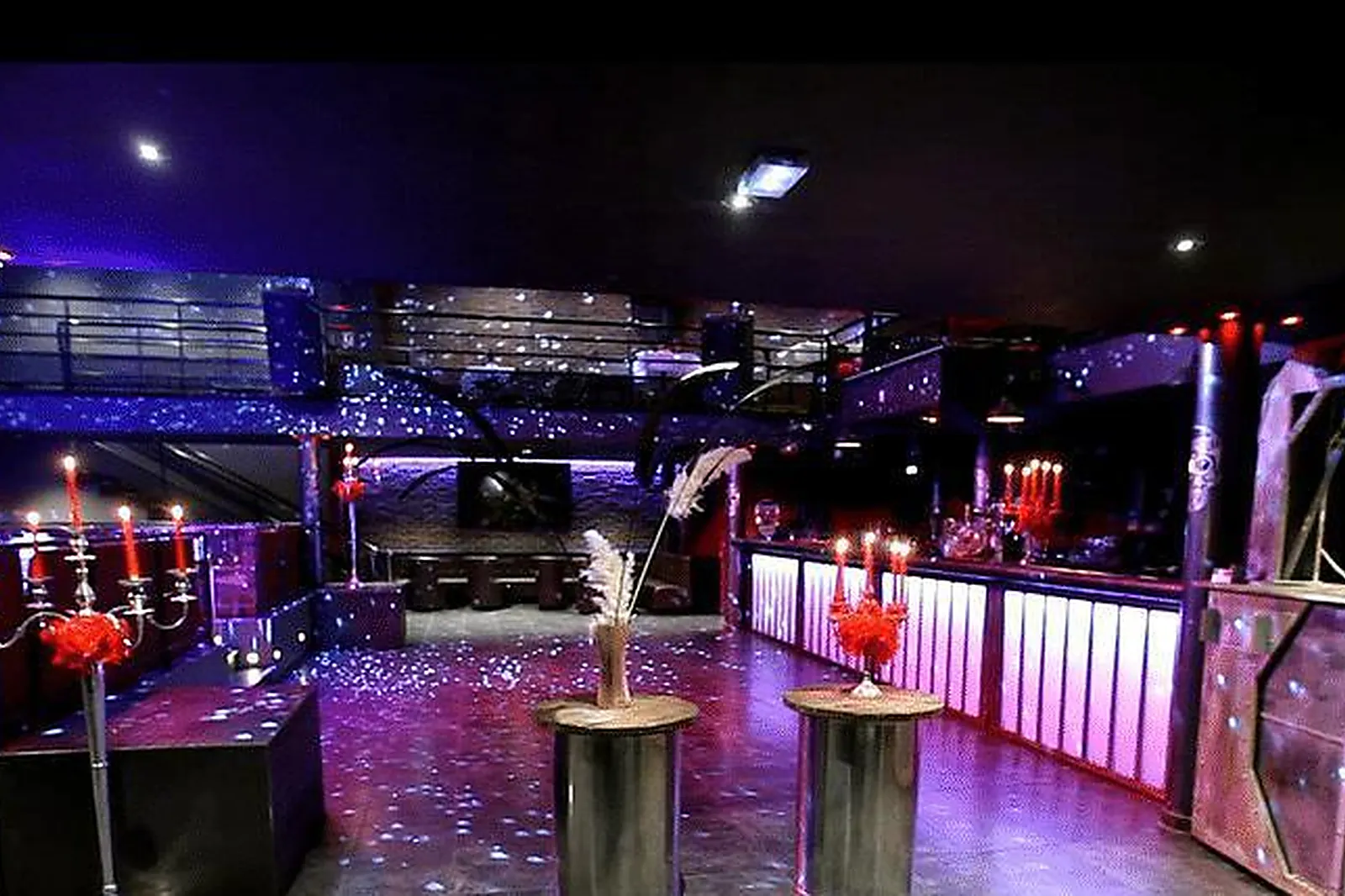 Lieux événementiels, AVENUE 45