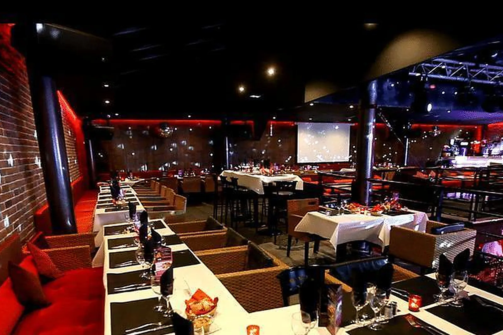 Lieux événementiels, AVENUE 45