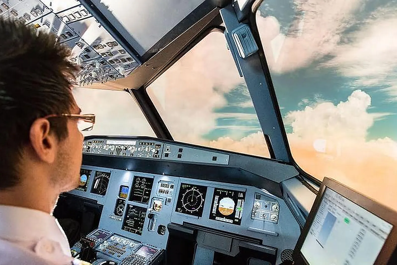 Lieux événementiels, AVIASIM LYON