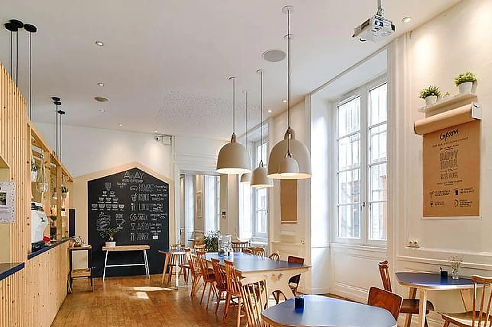 Lieux événementiels, WEASY