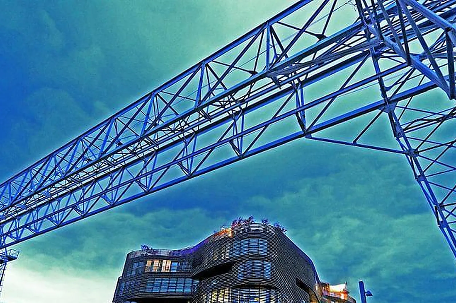 Lieux événementiels, AZAR CLUB