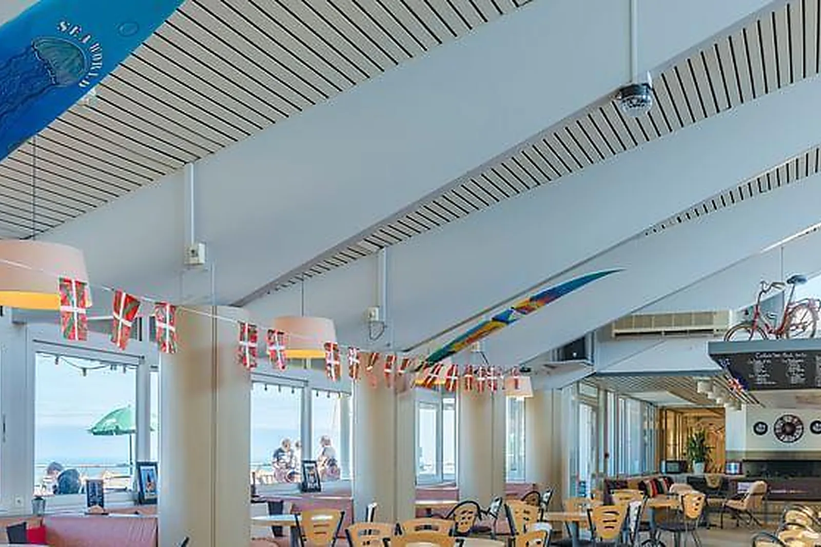 Lieux événementiels, QUAI 33