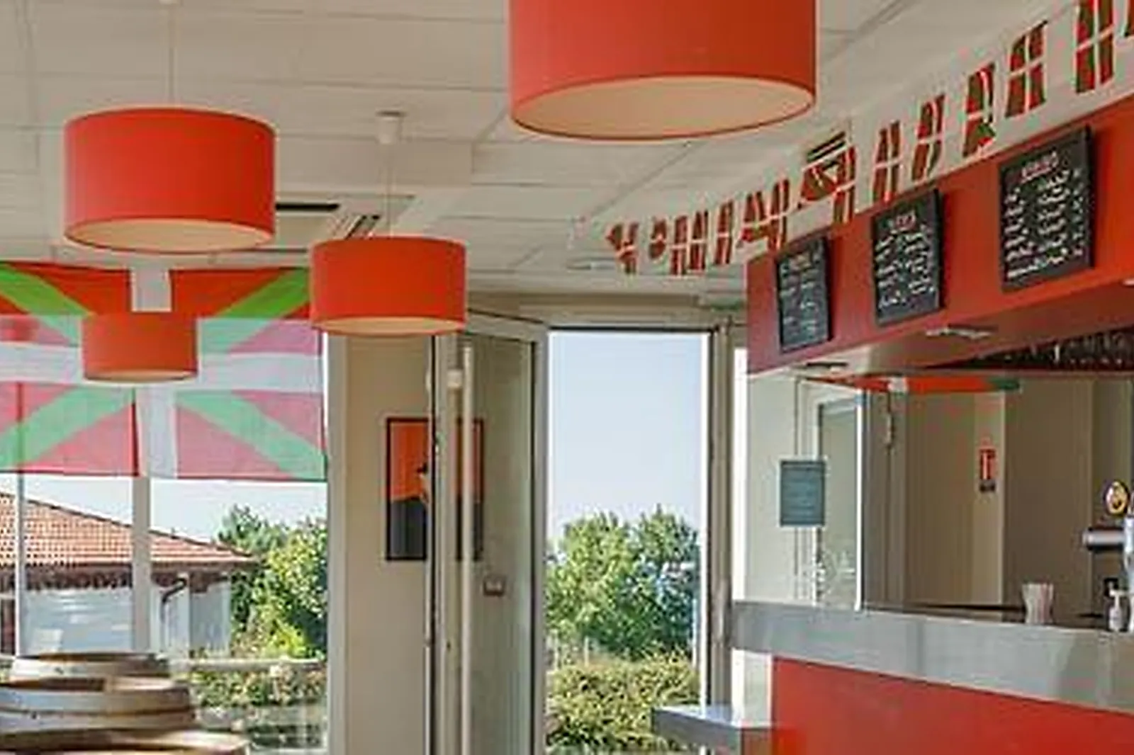 Lieux événementiels, AZUREVA HENDAYE ***