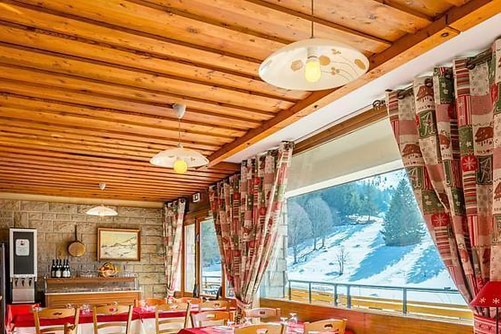 Lieux événementiels, AZUREVA LA CLUSAZ LES CONFINS**