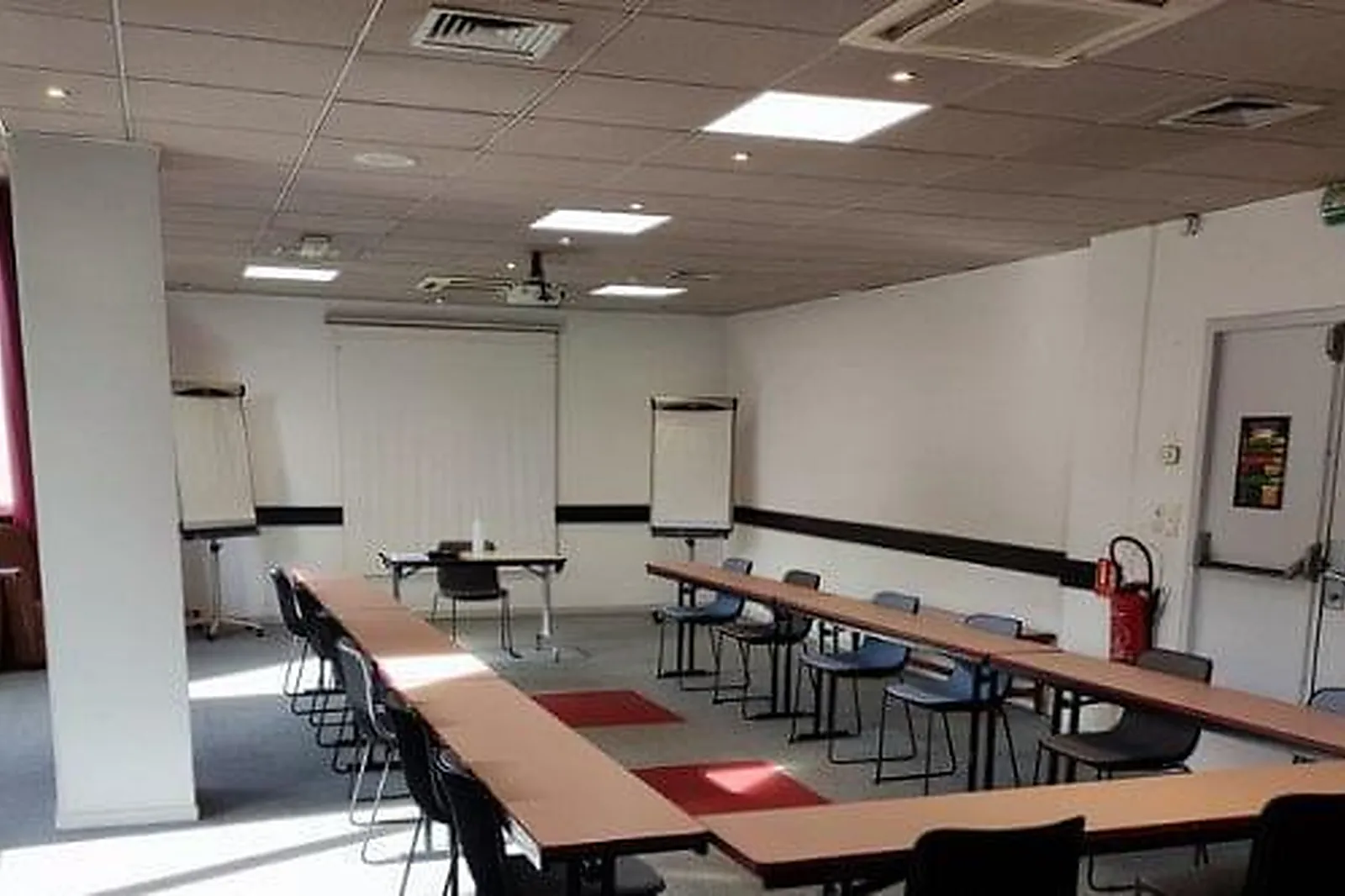 Lieux événementiels, B&B AMIENS CENTRE CATHÉDRALE***