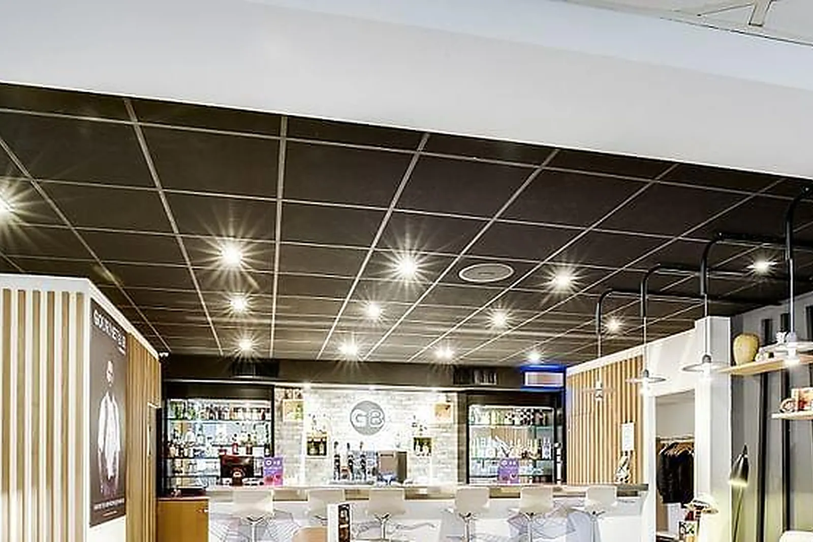 Lieux événementiels, B&B CERGY PORT 4*