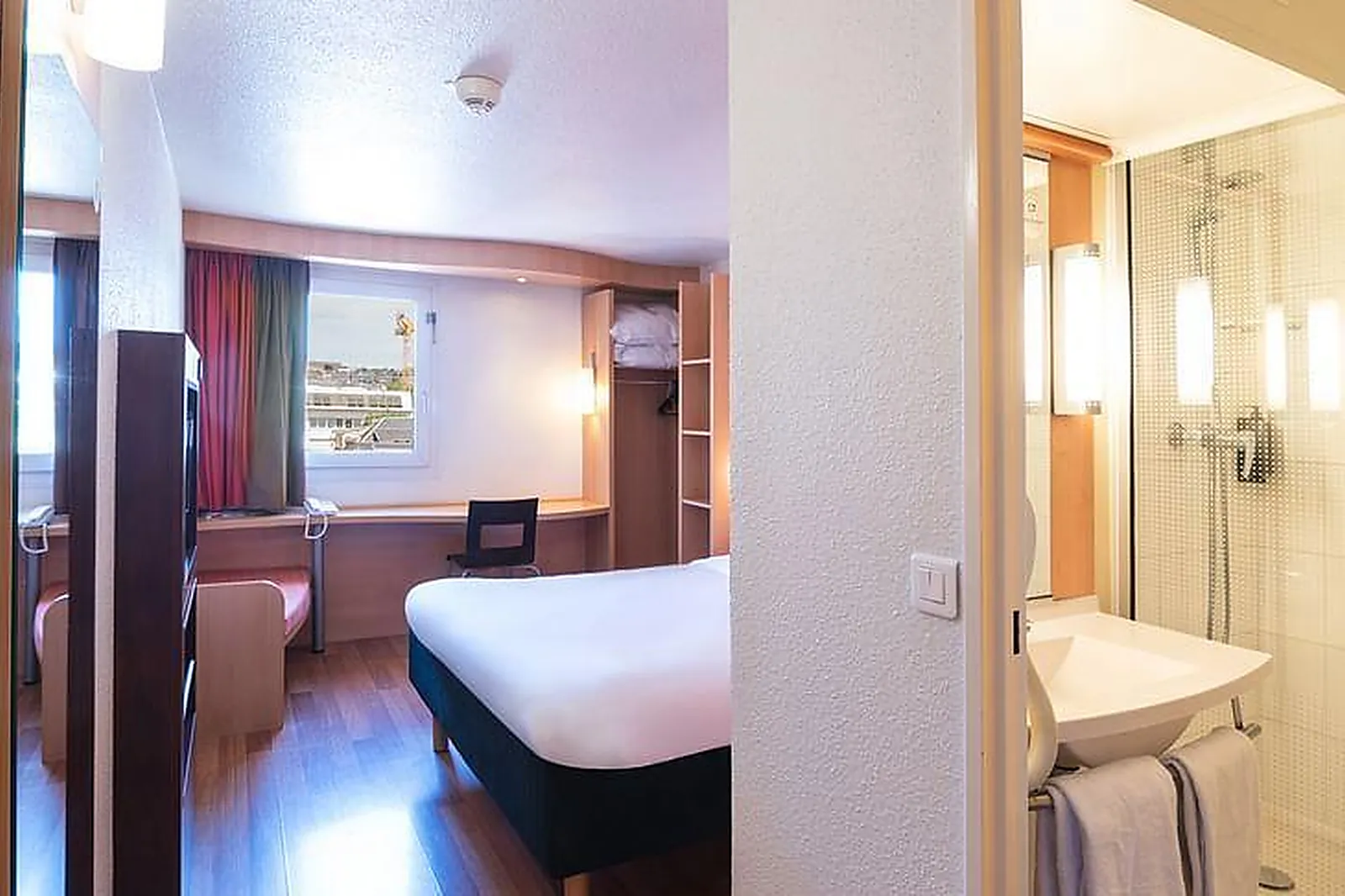 Lieux événementiels, B&B ROUEN CENTRE RIVE DROITE***