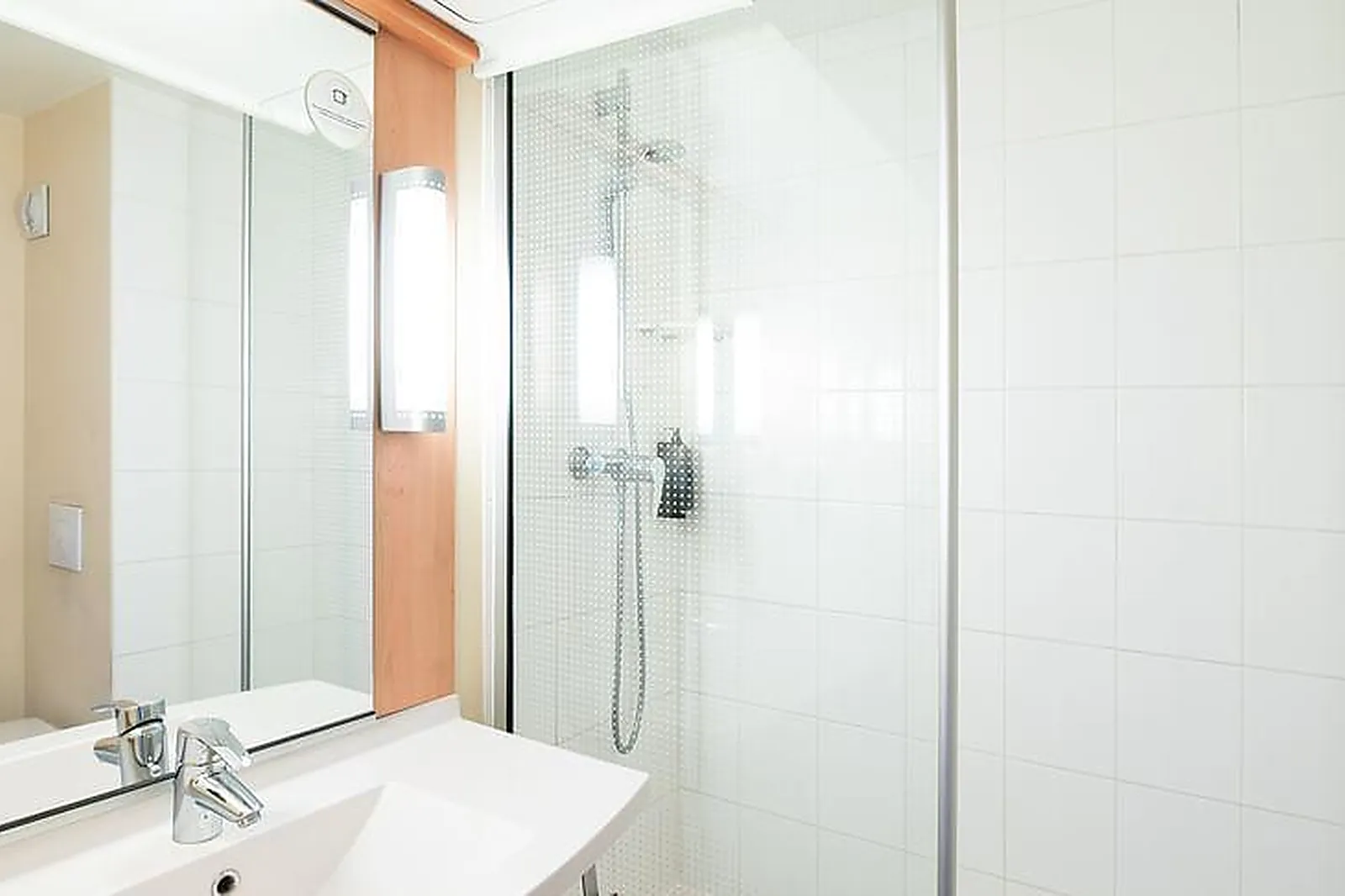 Lieux événementiels, B&B ROUEN CENTRE RIVE DROITE***