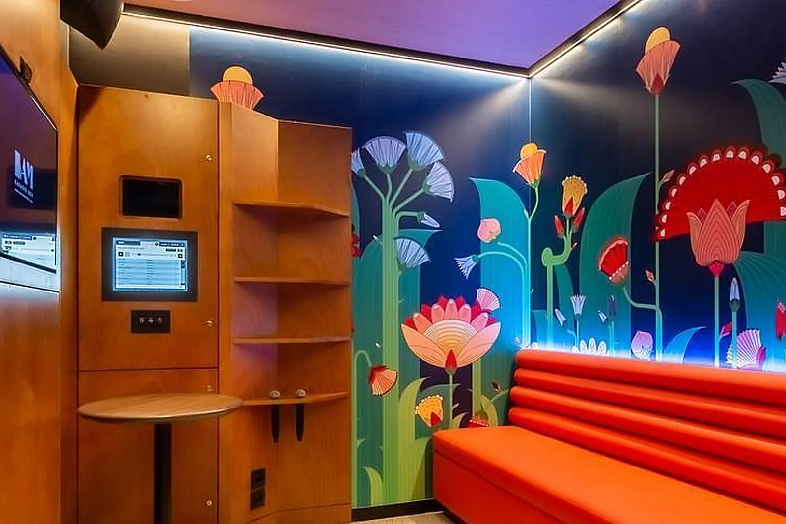 Lieux événementiels, BAM KARAOKE BOX CHARTRONS