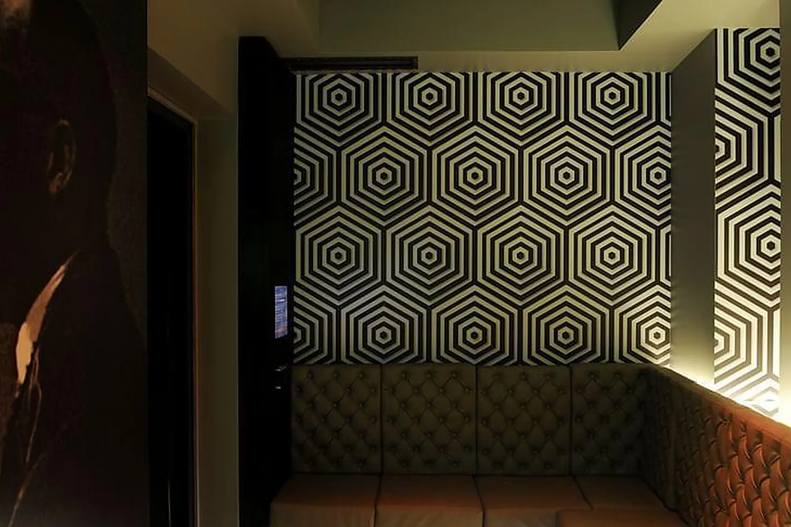 Lieux événementiels, BAM KARAOKE BOX RICHER