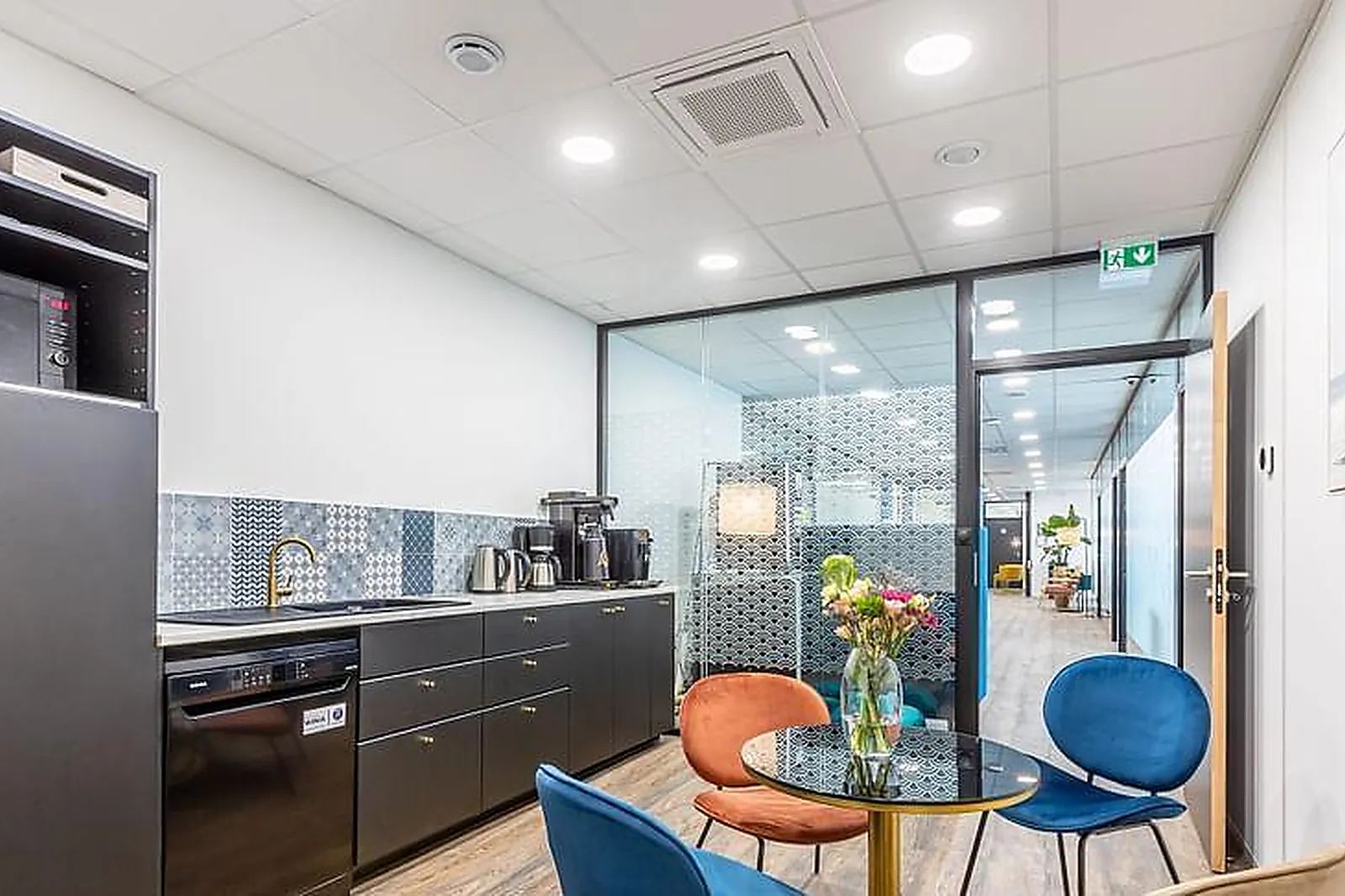 Lieux événementiels, B'COWORKER TRÉLAZÉ