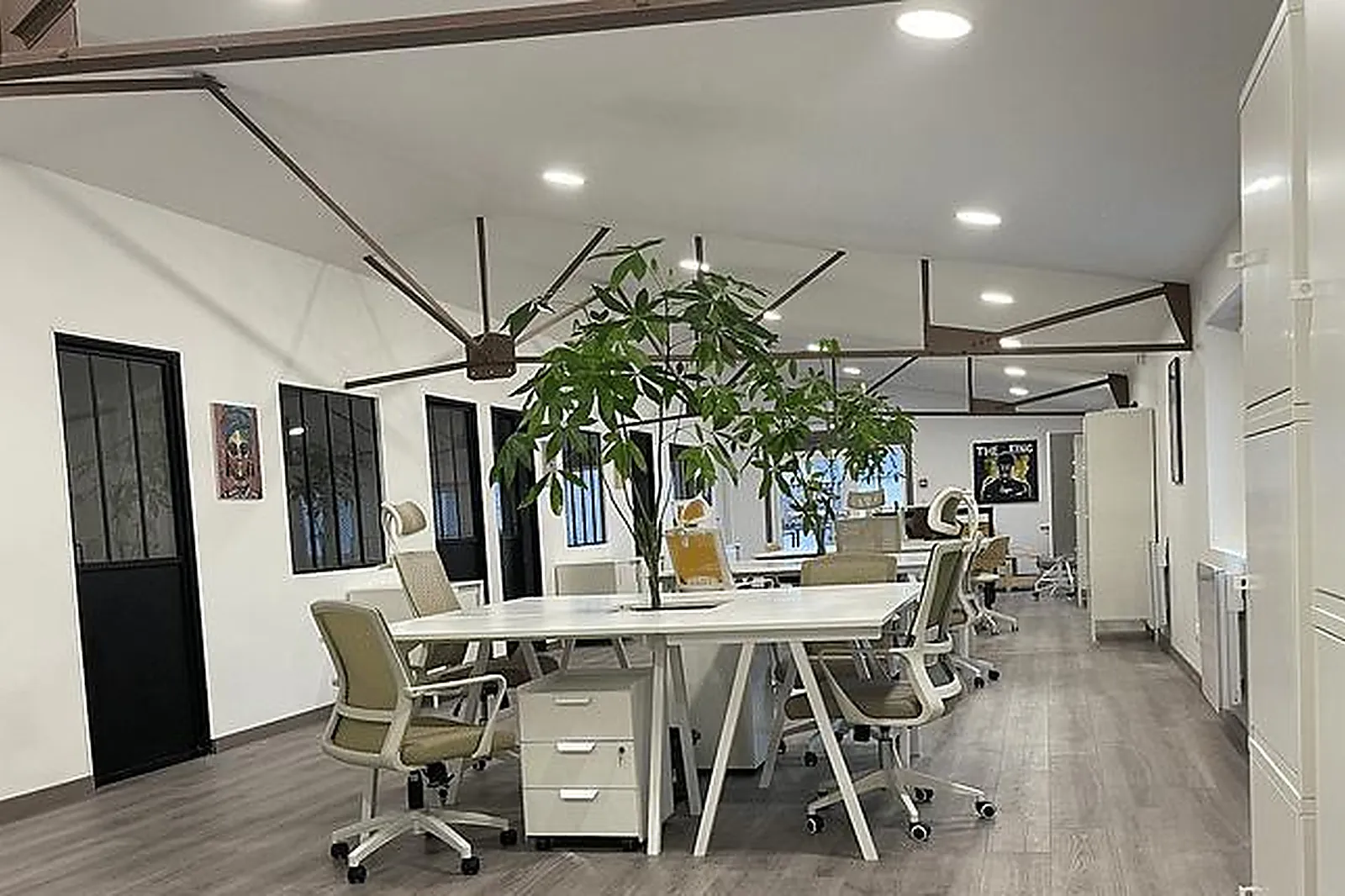 Lieux événementiels, BUREAUX PARTAGÉS