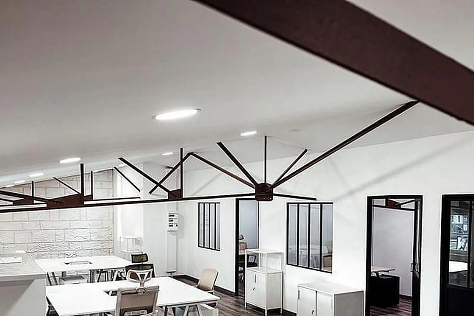 Lieux événementiels, BUREAUX PARTAGÉS