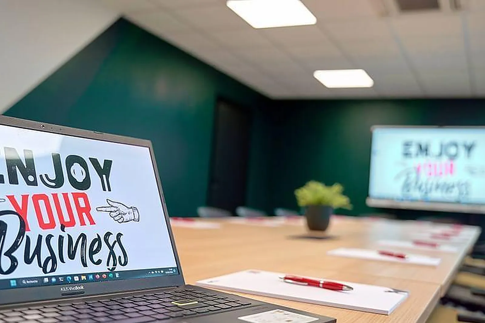 Lieux événementiels, COWORKING LA LOUVIÈRE