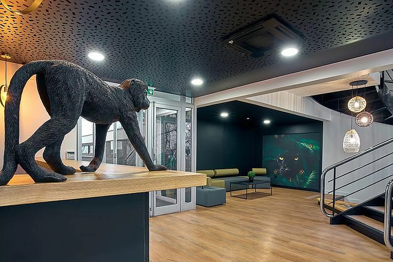 Lieux événementiels, COWORKING LA LOUVIÈRE