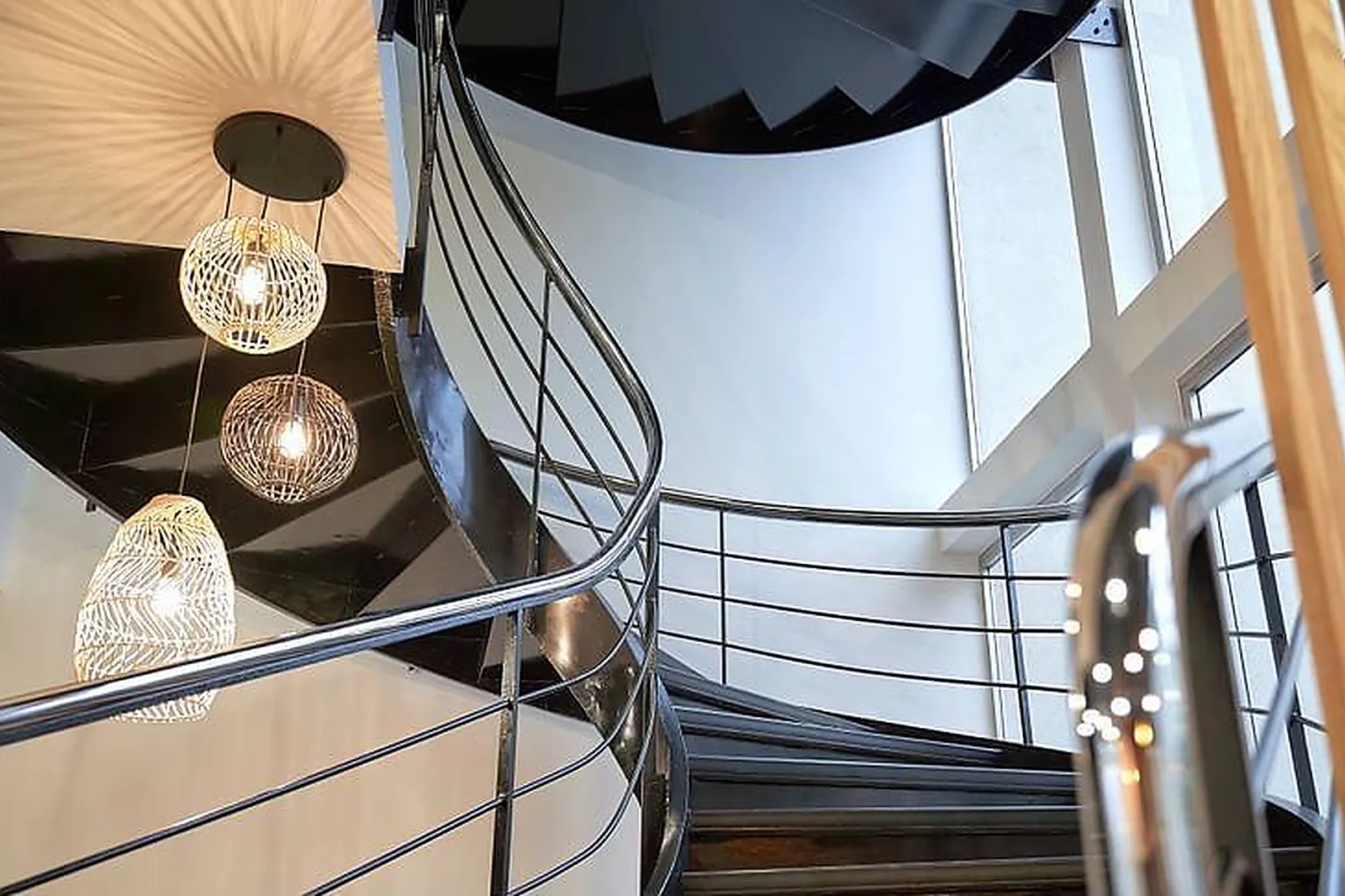 Lieux événementiels, COWORKING LA LOUVIÈRE